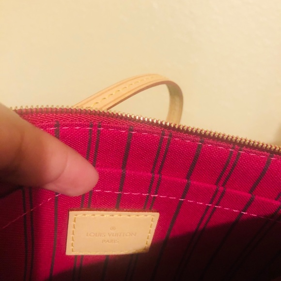 Louis vuitton - Picture 6 of 13